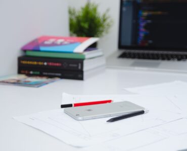 Поисковые операторы Google 2022: универсальный список для новичков