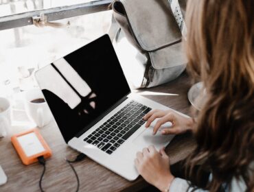 14 инструментов ретаргетинга для повышения узнаваемости бренда и конверсии