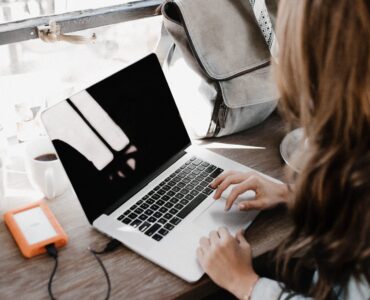 14 инструментов ретаргетинга для повышения узнаваемости бренда и конверсии