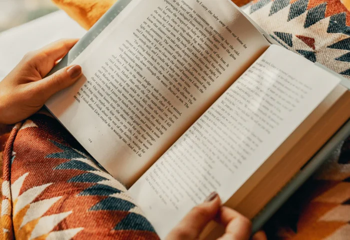 Книжная полка основателя: 29 лучших бизнес-книг для предпринимателей