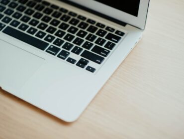 20+ лучших платных и бесплатных инструментов создания контента для онлайн-бизнеса