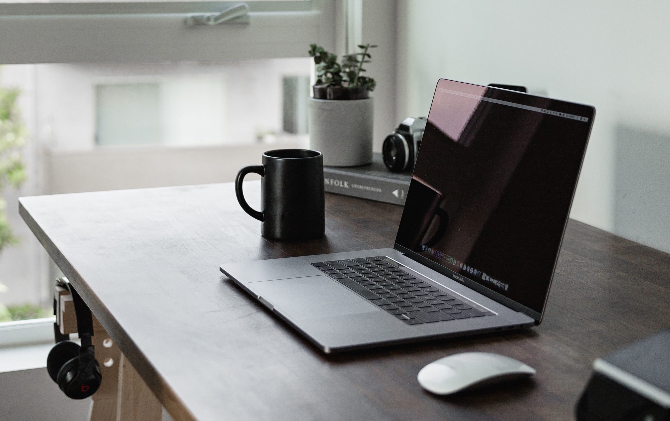 11 лучших инструментов мониторинга СМИ для управления брендом