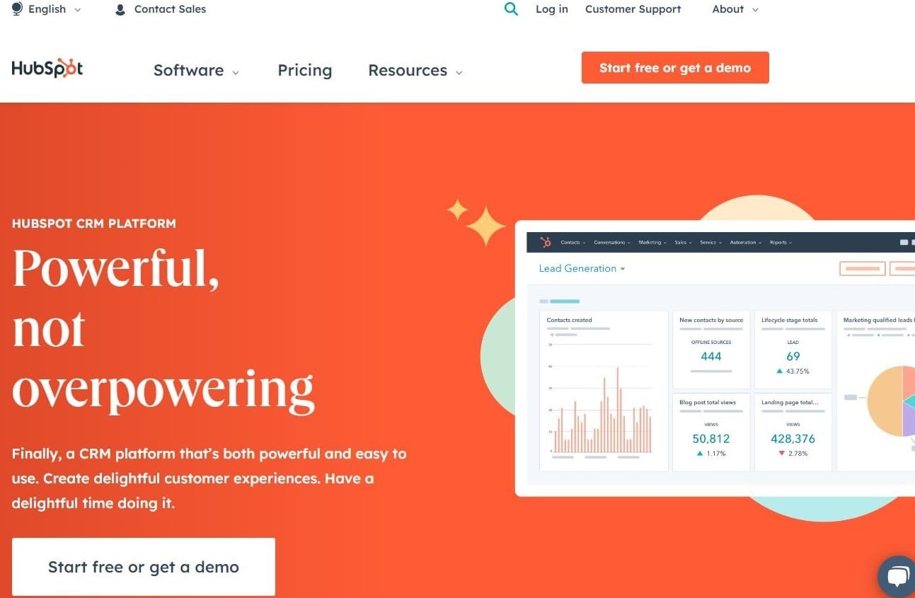 Домашняя страница HubSpot со слоганом "Мощный, но не подавляющий".