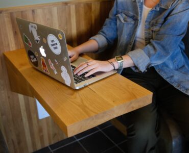 100 лучших плагинов WordPress
