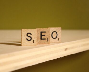 Единственный словарь SEO, который вам нужен, чтобы помочь занять место среди гигантов