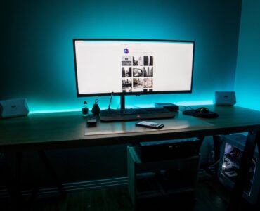 6 лучших генераторов видео с искусственным интеллектом для вашего бизнеса