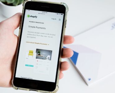 13 самых мощных приложений для скидок Shopify, которые будут использоваться в 2023 году
