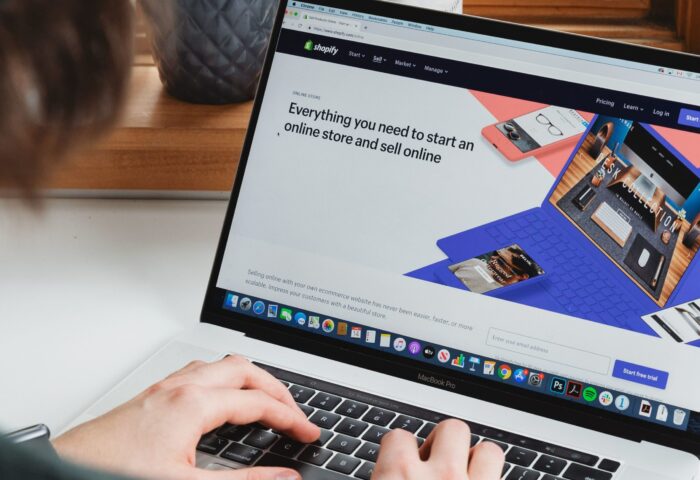 10 лучших инструментов автоматизации LinkedIn по мнению бизнес-экспертов