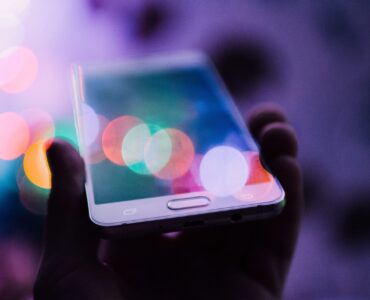 10 лучших бесплатных и платных производителей логотипов онлайн в 2022 году