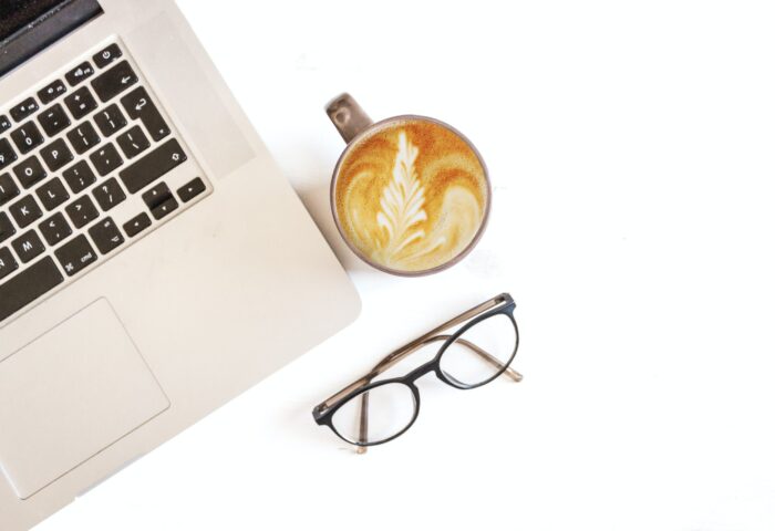 Обзор Semrush vs Ahrefs: какой инструмент SEO лучше в 2022 году?