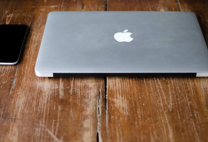 17 лучших приложений Shopify для магазинов одежды в 2022 году