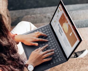 8 инструментов для создания отложенных ответов, которые помогут повысить производительность и качество обслуживания клиентов